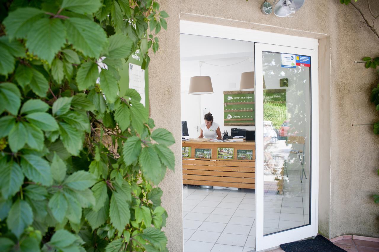 Camping Forcalquier Les Routes De Provence Exterior foto