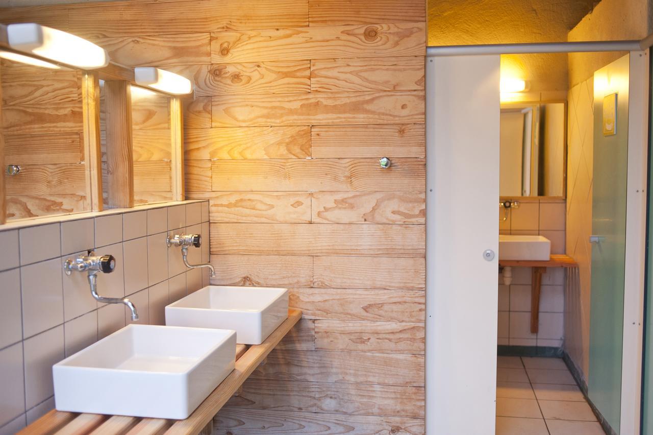 Camping Forcalquier Les Routes De Provence Exterior foto