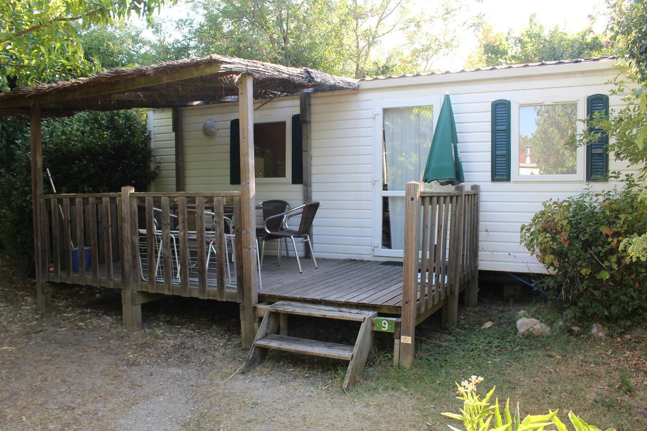 Camping Forcalquier Les Routes De Provence Exterior foto